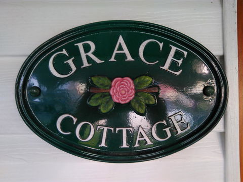 Grace Cottage - VIC Tourism 1