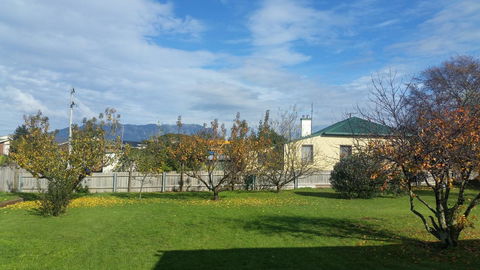 Grace Cottage - VIC Tourism 12