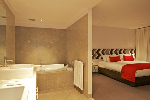 Zero Davey Boutique Apartment Hotel - VIC Tourism 3