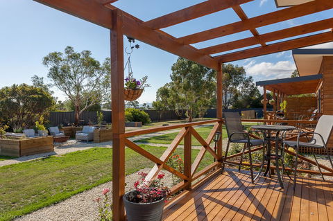 Harrison Grove - VIC Tourism 20