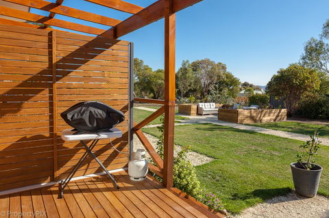 Harrison Grove - VIC Tourism 14