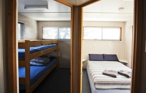 Seven Mile Beach Cabin And Caravan Park - VIC Tourism 14