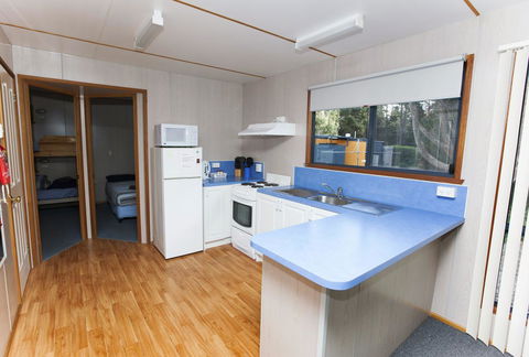 Seven Mile Beach Cabin And Caravan Park - VIC Tourism 16