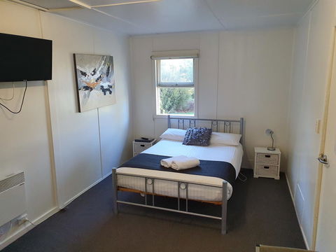 Seven Mile Beach Cabin And Caravan Park - VIC Tourism 20