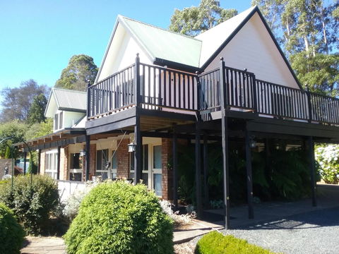 Robin\'s Nest B&B - VIC Tourism 0