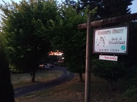 Robin\'s Nest B&B - VIC Tourism 3