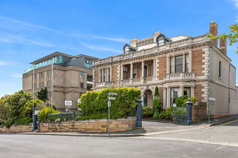 Lenna Of Hobart - VIC Tourism 7