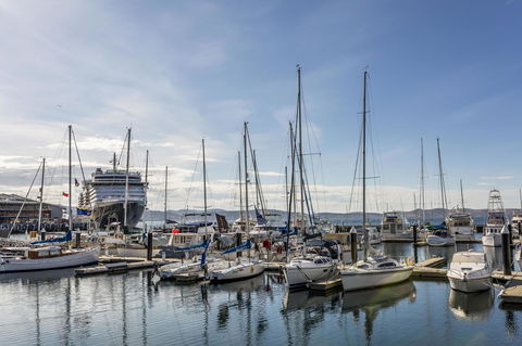 Lenna Of Hobart - VIC Tourism 23