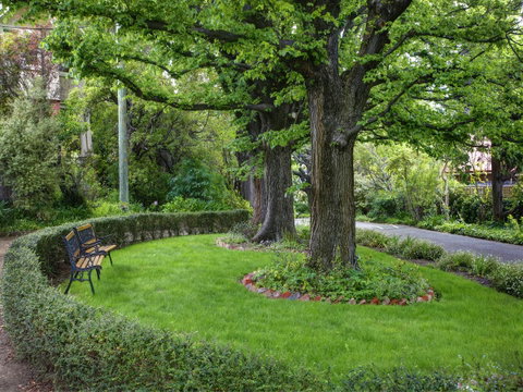 Graham Apartments - VIC Tourism 9