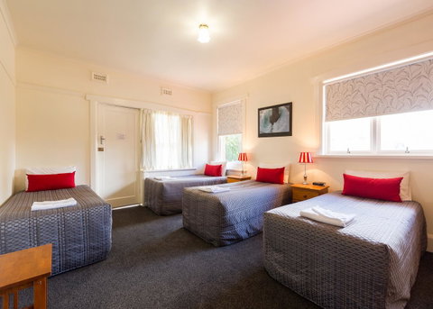 Graham Apartments - VIC Tourism 28