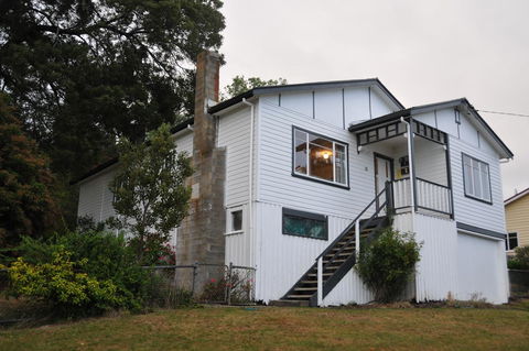 Maydena Chalet - VIC Tourism 0