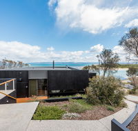 Cocktails with a View - VIC Tourism