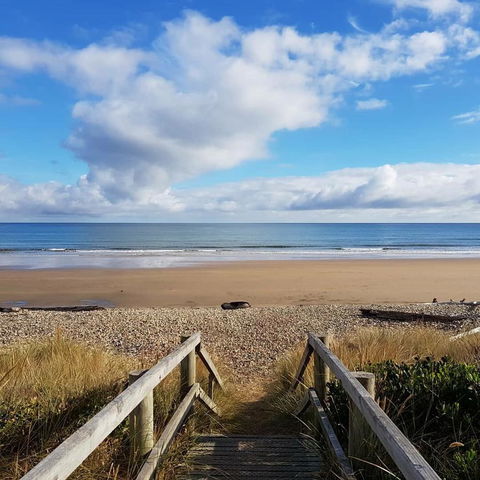 Amare Beachside Luxury - VIC Tourism 1