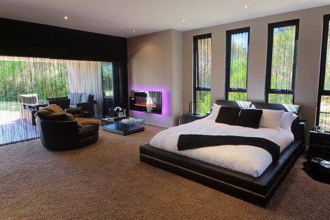 Amare Beachside Luxury - VIC Tourism 10