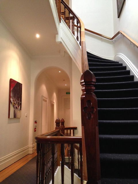 Auldington Hotel - VIC Tourism 26