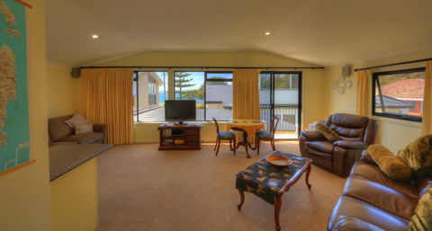 Birchwood On The River - Devonport, Tasmania - Self-Contained And Self-Catering Accommodation - VIC Tourism 18