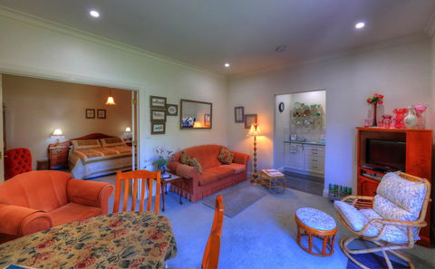 Birchwood On The River - Devonport, Tasmania - Self-Contained And Self-Catering Accommodation - VIC Tourism 15