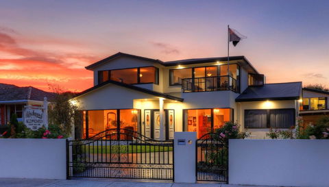 Birchwood On The River - Devonport, Tasmania - Self-Contained And Self-Catering Accommodation - VIC Tourism 3