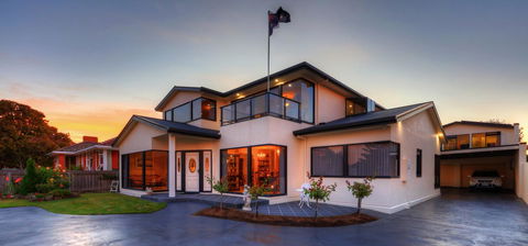 Birchwood On The River - Devonport, Tasmania - Self-Contained And Self-Catering Accommodation - VIC Tourism 5