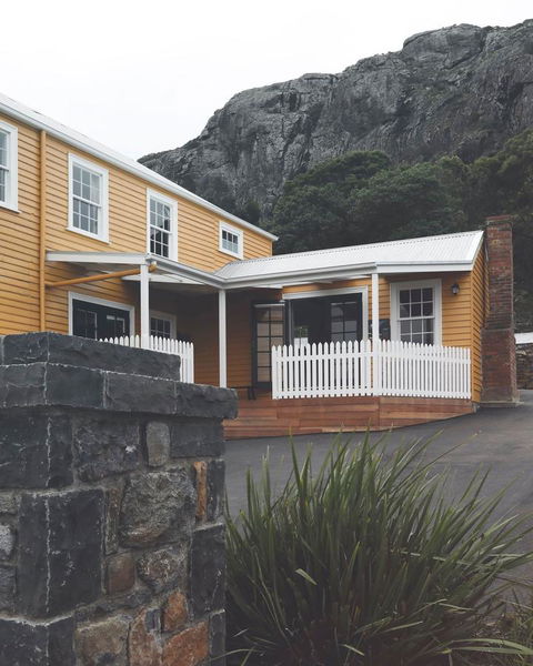 Ship Inn Stanley - VIC Tourism 3