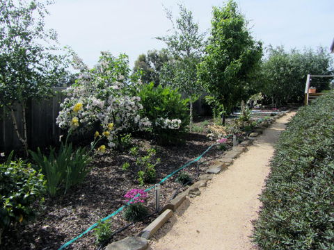 Elm Trees Accommodation @ Ross - VIC Tourism 5