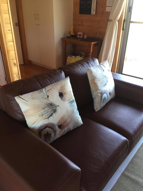 White Croft Cottage - VIC Tourism 9