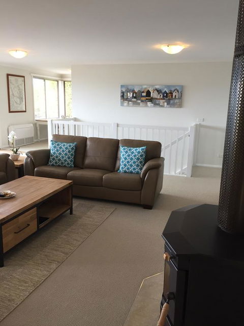 Swansea Beach House Oceanfront - VIC Tourism 11