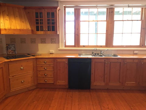 CLAYFIELD HOMESTEAD - Rustic Country Accommodation - VIC Tourism 7