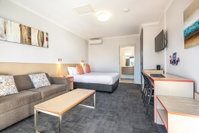 Nightcap at Ferntree Gully Hotel Motel
