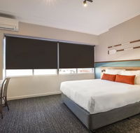 Nightcap at Ocean Beach Hotel - VIC Tourism