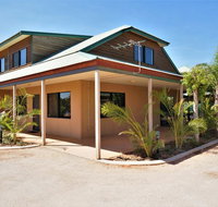 Ningaloo Breeze Villa 9 - 3 Bedroom Fully Self-Contained Holiday Accommodation - VIC Tourism