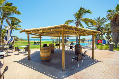 Ningaloo Reef Resort - VIC Tourism 3