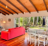Noosa Lake House - VIC Tourism