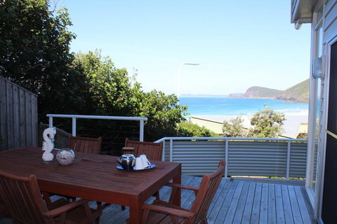 NORTHPOINT 1 - VIC Tourism 0