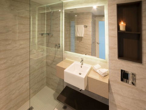 Novotel Wollongong Northbeach - VIC Tourism 2