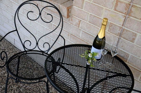 Oakey Motor Inn - VIC Tourism 3