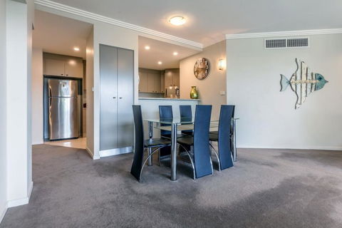 Oasis, Unit 3/5 Laman Street - VIC Tourism 3