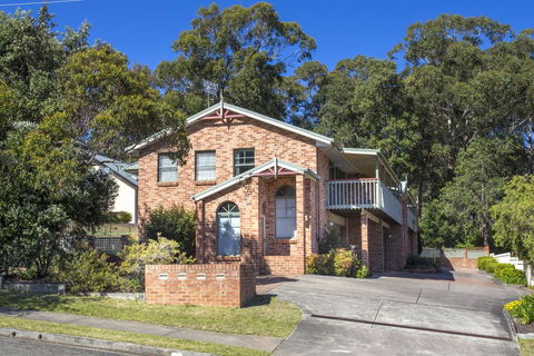 Ocean 1/38 - Ocean's Apartment - VIC Tourism 0