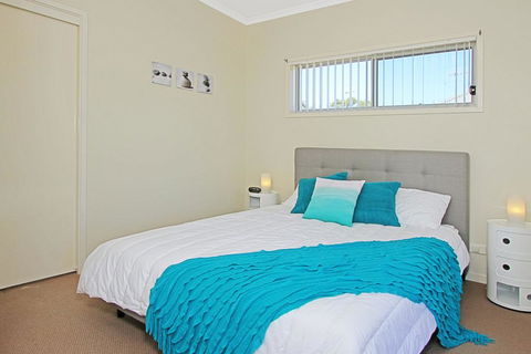 Ocean 1/42, Mollymook - VIC Tourism 2