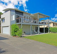 Ocean 1/42 Mollymook - VIC Tourism