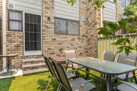 Ocean St Holiday Apartment - VIC Tourism 2