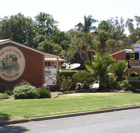 Old Coach Motor Inn Echuca - VIC Tourism