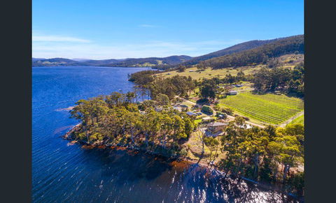 On The Huon River - VIC Tourism 2