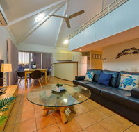 Osprey Holiday Village Unit 117 - Exquisite 3 Bedroom Holiday Villa with a Pool in the Complex - VIC Tourism