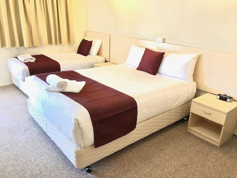 OVERLANDER MOTOR LODGE - VIC Tourism 1