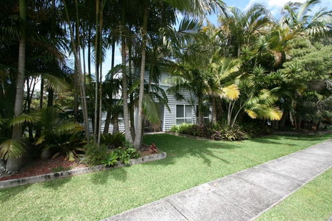 PACIFIC PALMS - VIC Tourism 1