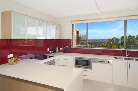 Pacific Tower Penthouse - VIC Tourism 3