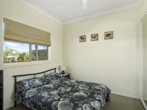 Palm Beach Holiday Resort, Unit 35 - VIC Tourism 3