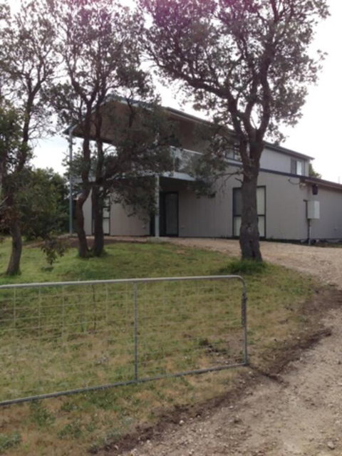 Paradise On The Boulevard - VIC Tourism 3