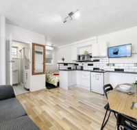 Park St Walk to the Beach - VIC Tourism